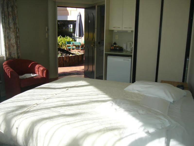 Aloha Lodge Beachside Accommodation Nelson Dış mekan fotoğraf